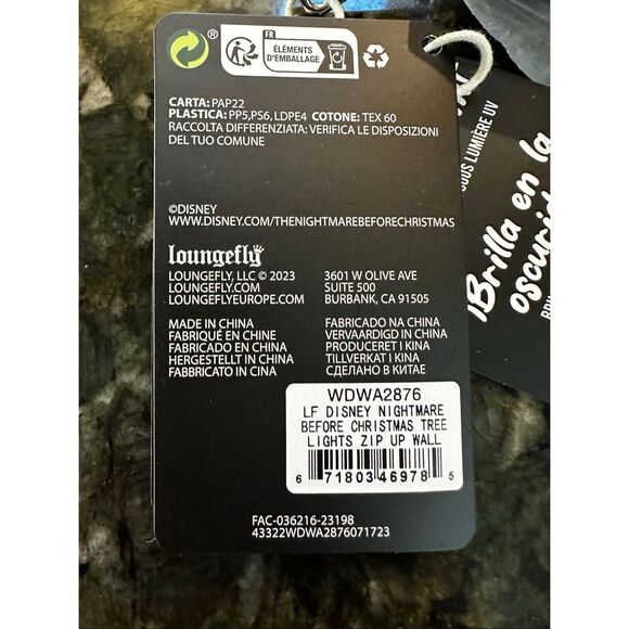 Loungefly Nightmare Before Christmas Tree String Lights Glow Zip Around Wallet - Picture 5 of 8